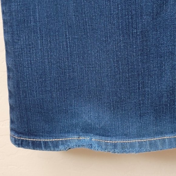 Old Navy Maternity Low Rise Dark Wash Bootcut Denim Jeans - Picture 10 of 15